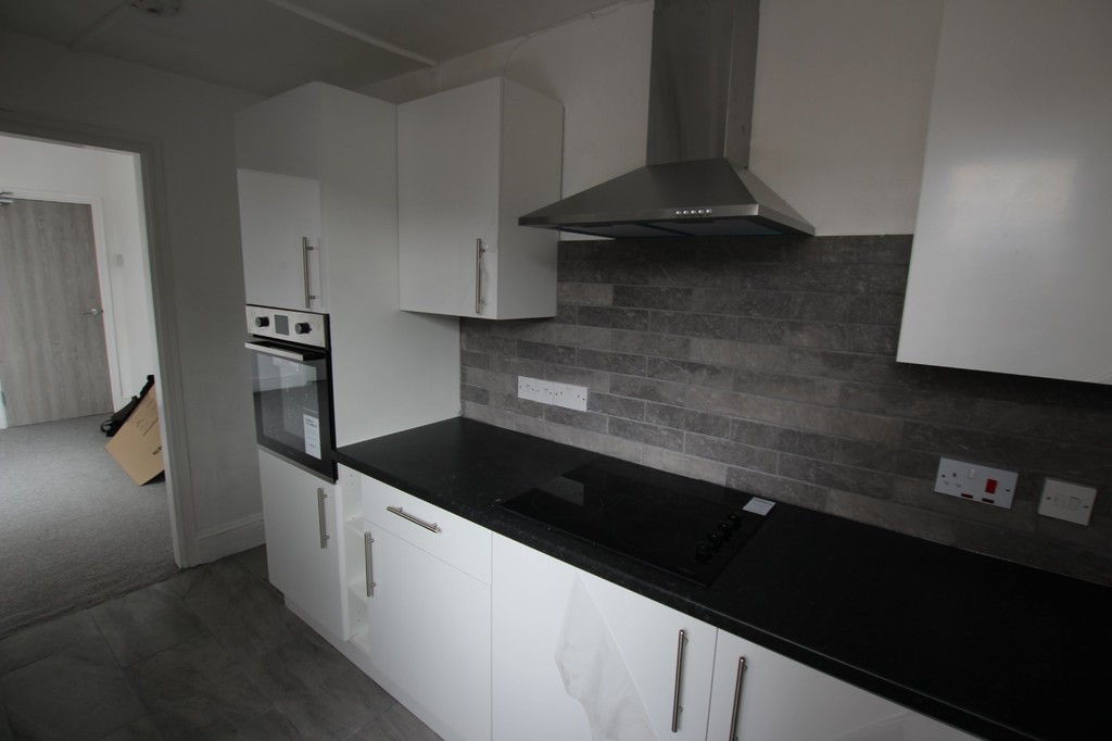 4 bed student house to rent on Lamartine Street, Nottingham, NG3 1GQ