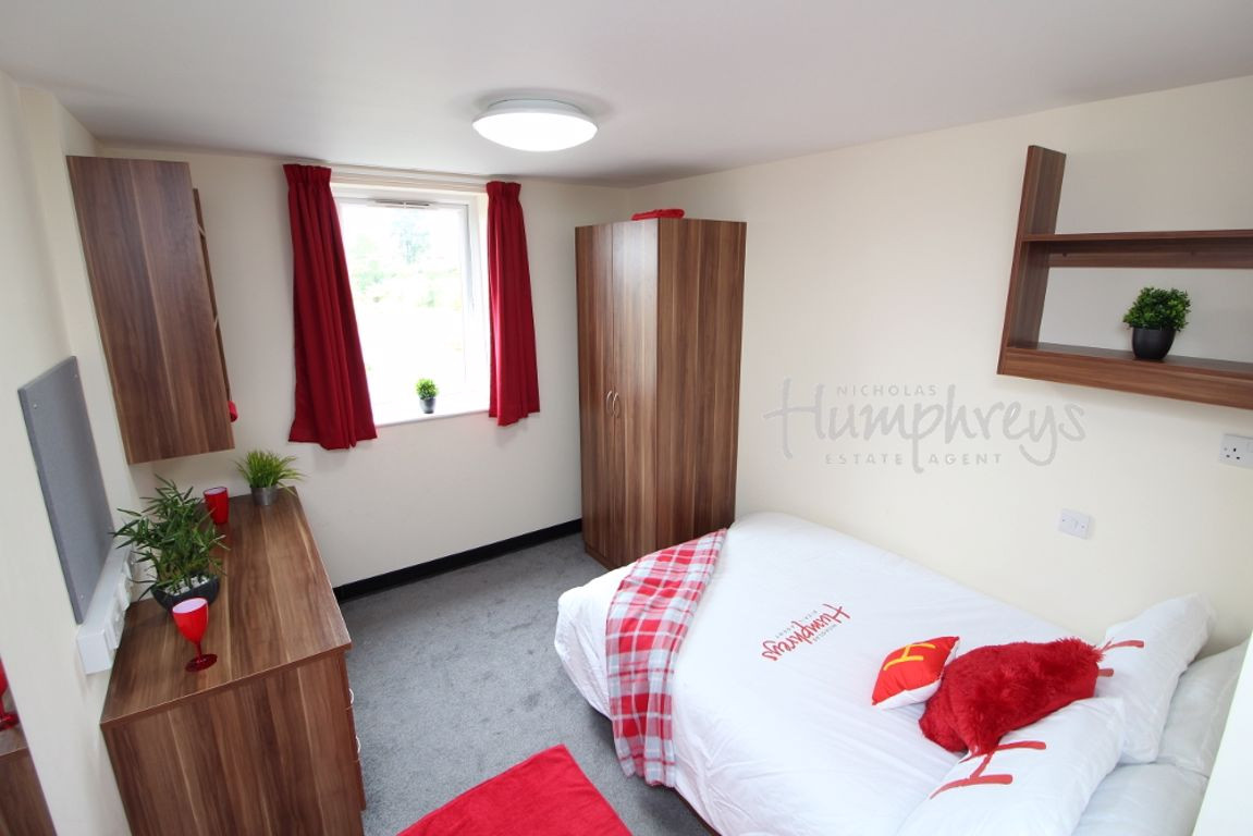 1 bed student house to rent on Loddon House, Reading, RG6 7AJ StuRents