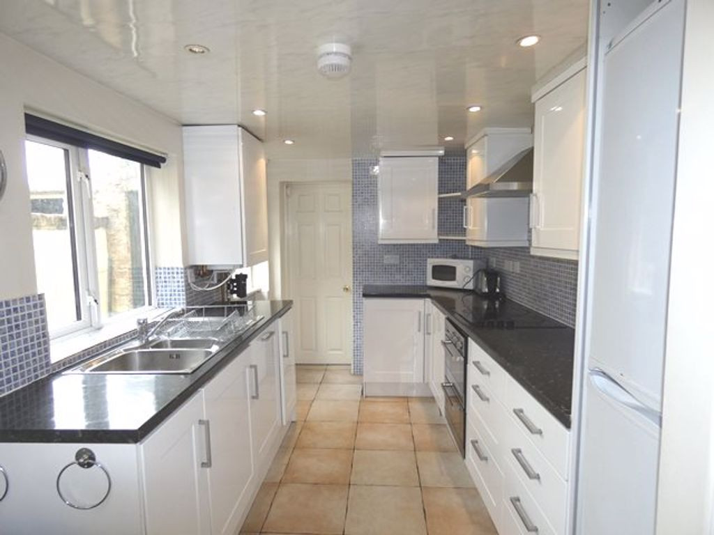 4 bed student house to rent on Fulford Road, York, YO10 4BD StuRents