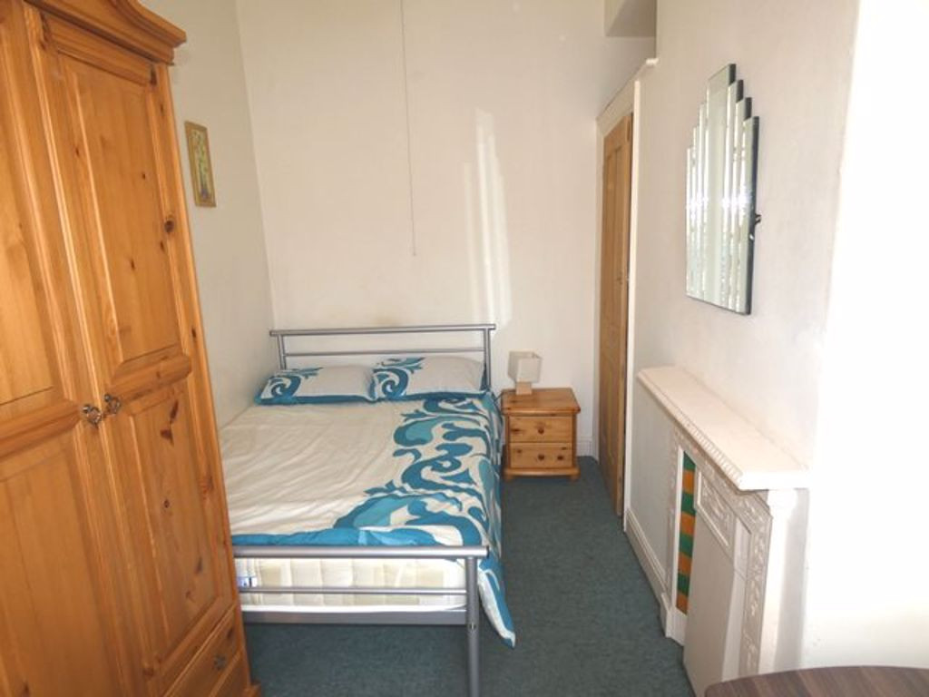 4 bed student house to rent on Alma Terrace, York, YO10 4DQ StuRents