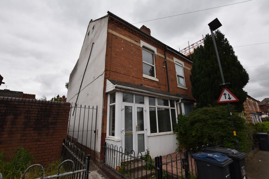 4 bed student house to rent on Katie Road, Birmingham, B29 6JG StuRents 4 bed student house to rent on Katie Road, Birmingham, B29 6JG StuRents