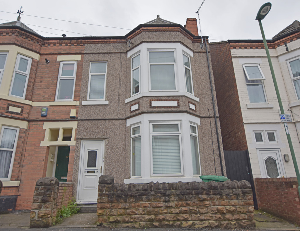 2 bed student house to rent on Dunlop Avenue, Nottingham, NG7 2BW