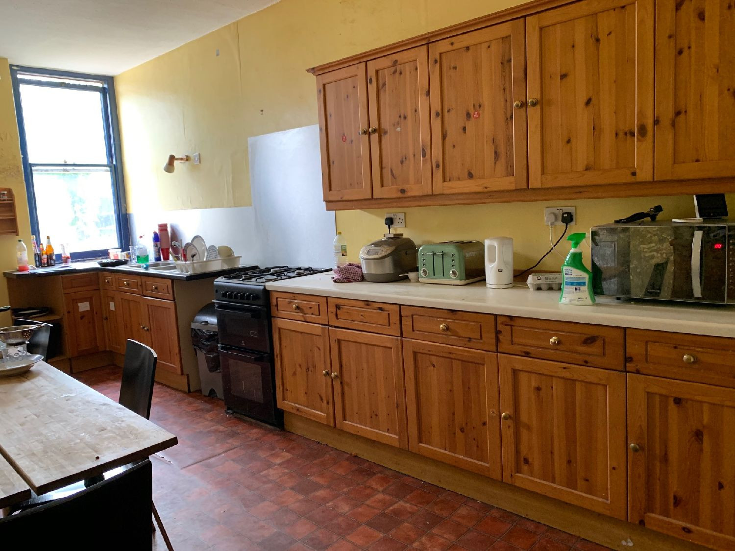 8 bed student house to rent on Alma Road, Bristol, BS8 2DB StuRents