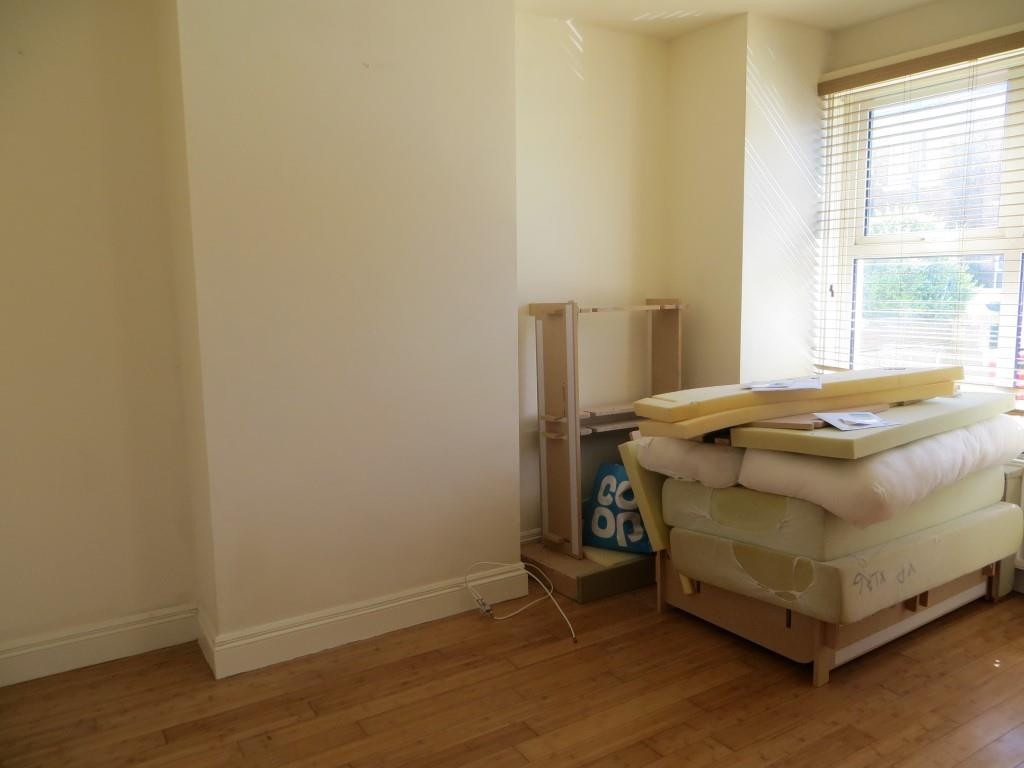 3 bed student house to rent on Sandown Road, Brighton, BN2 3EJ StuRents