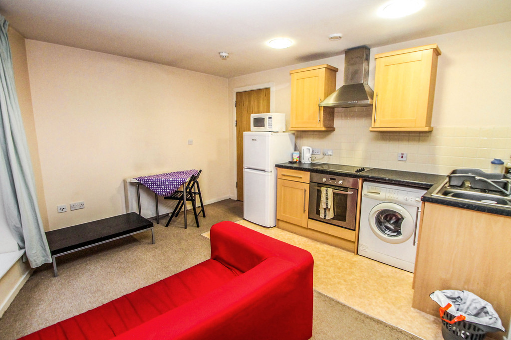 Student studio flat to rent on Millwright Street, Leeds, LS2 7QQ StuRents