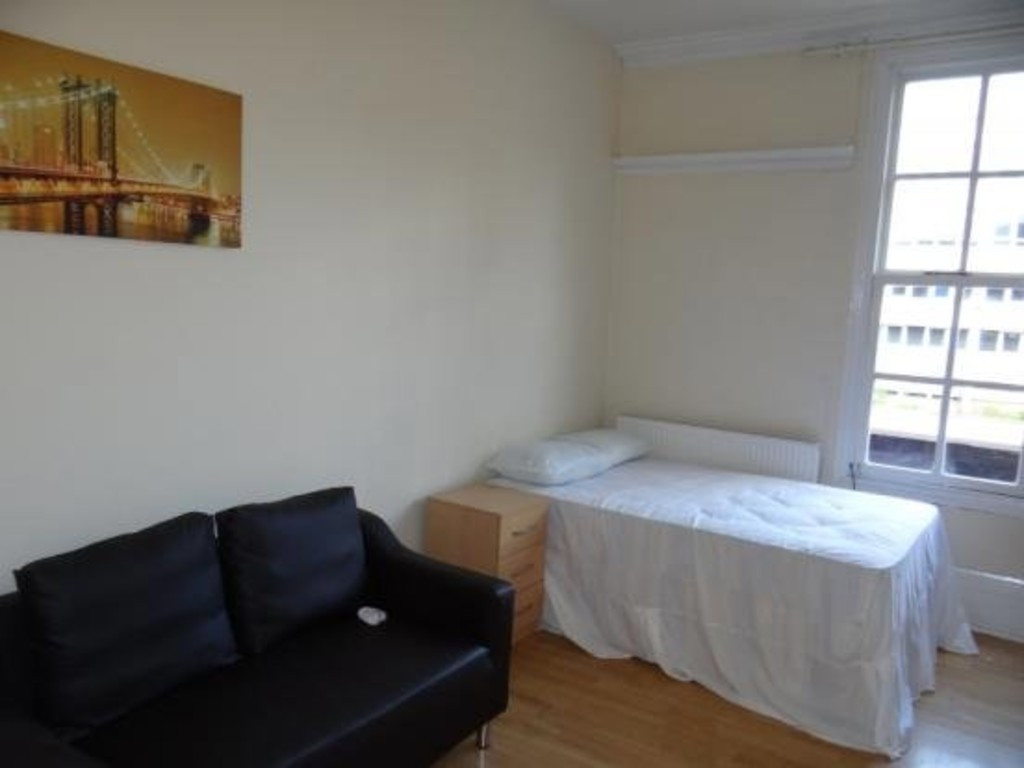 6 bed student house to rent on Mansfield Road, Nottingham, NG1 3FB