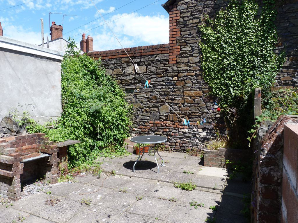 4 bed student house to rent on Cwmdare Street, Cardiff, CF24 4JZ StuRents