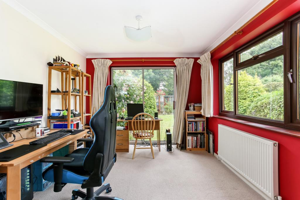 3 bed student house to rent on Rosemary Lane, Thorpe, TW208QE StuRents