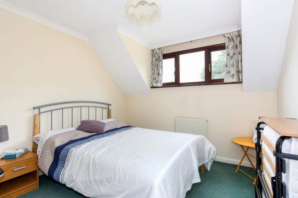 3 bed student house to rent on Rosemary Lane, Thorpe, TW208QE StuRents