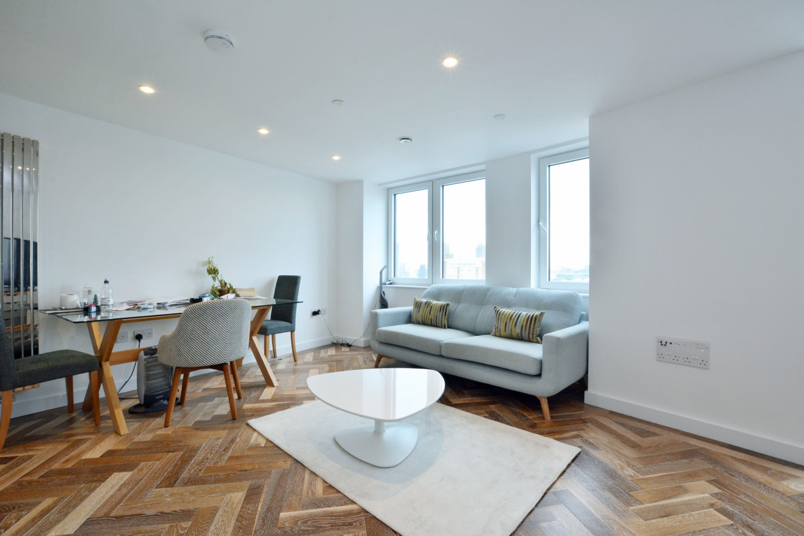 1 bed student house to rent on Eagle Point, London, EC1V1AR StuRents