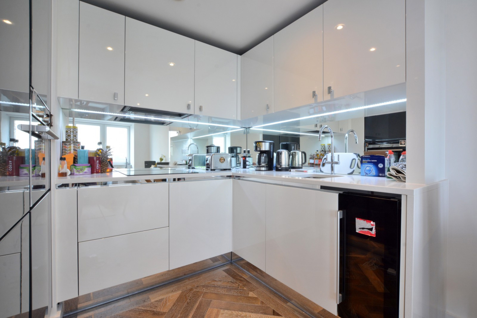 1 bed student house to rent on Eagle Point, London, EC1V1AR StuRents