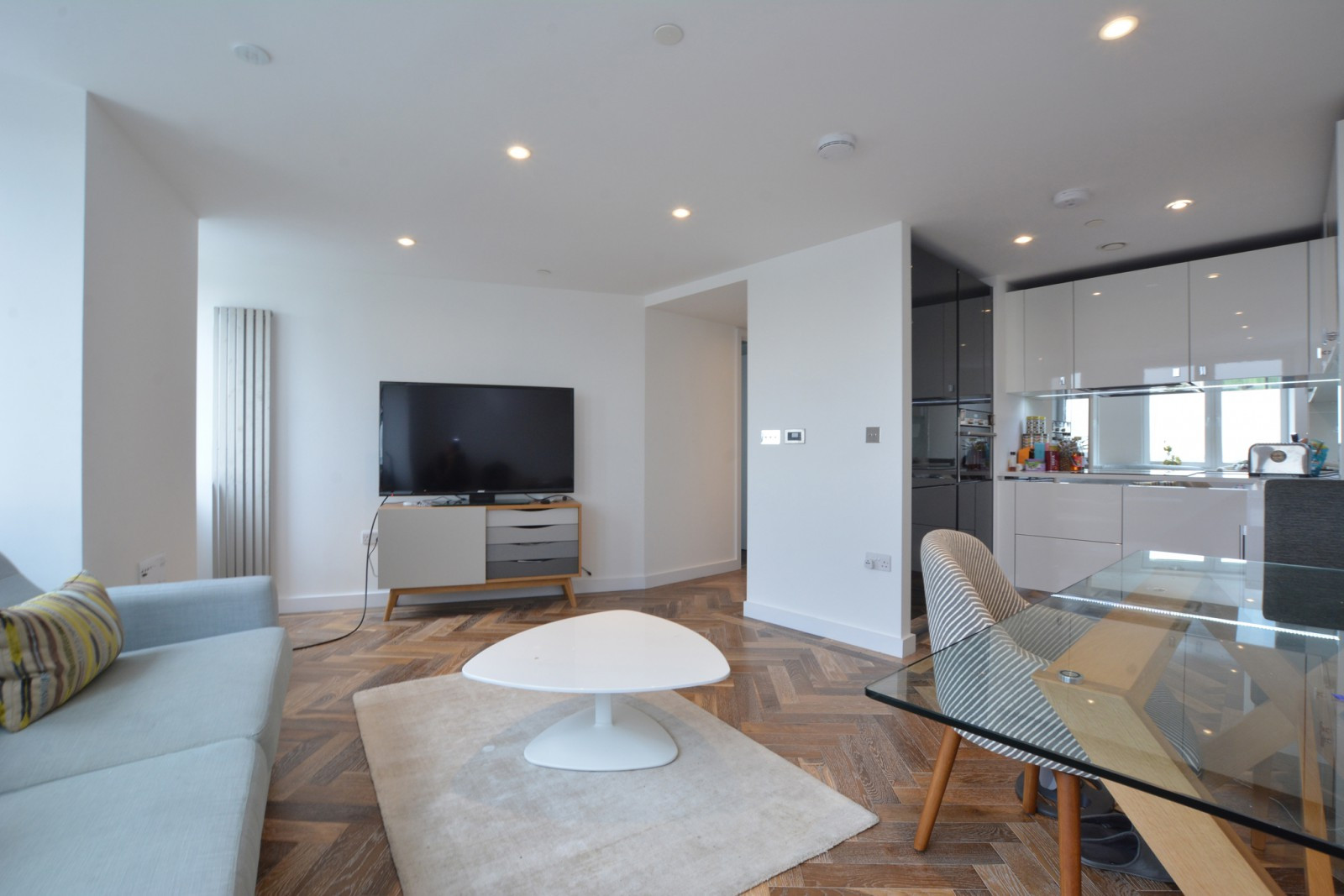 1 bed student house to rent on Eagle Point, London, EC1V1AR StuRents