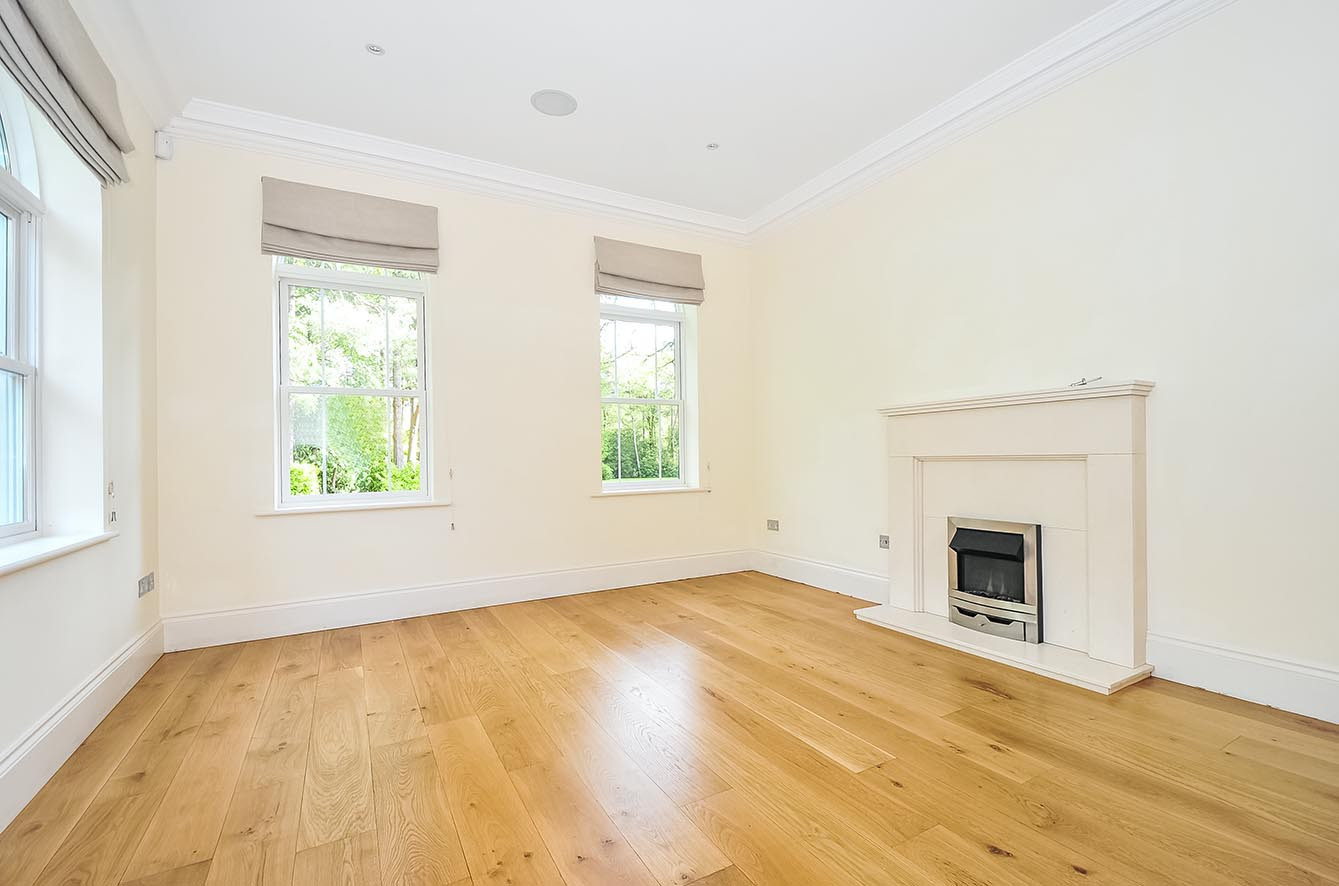 7 bed student house to rent on Swinley Road, Winkfield Row, SL58AU