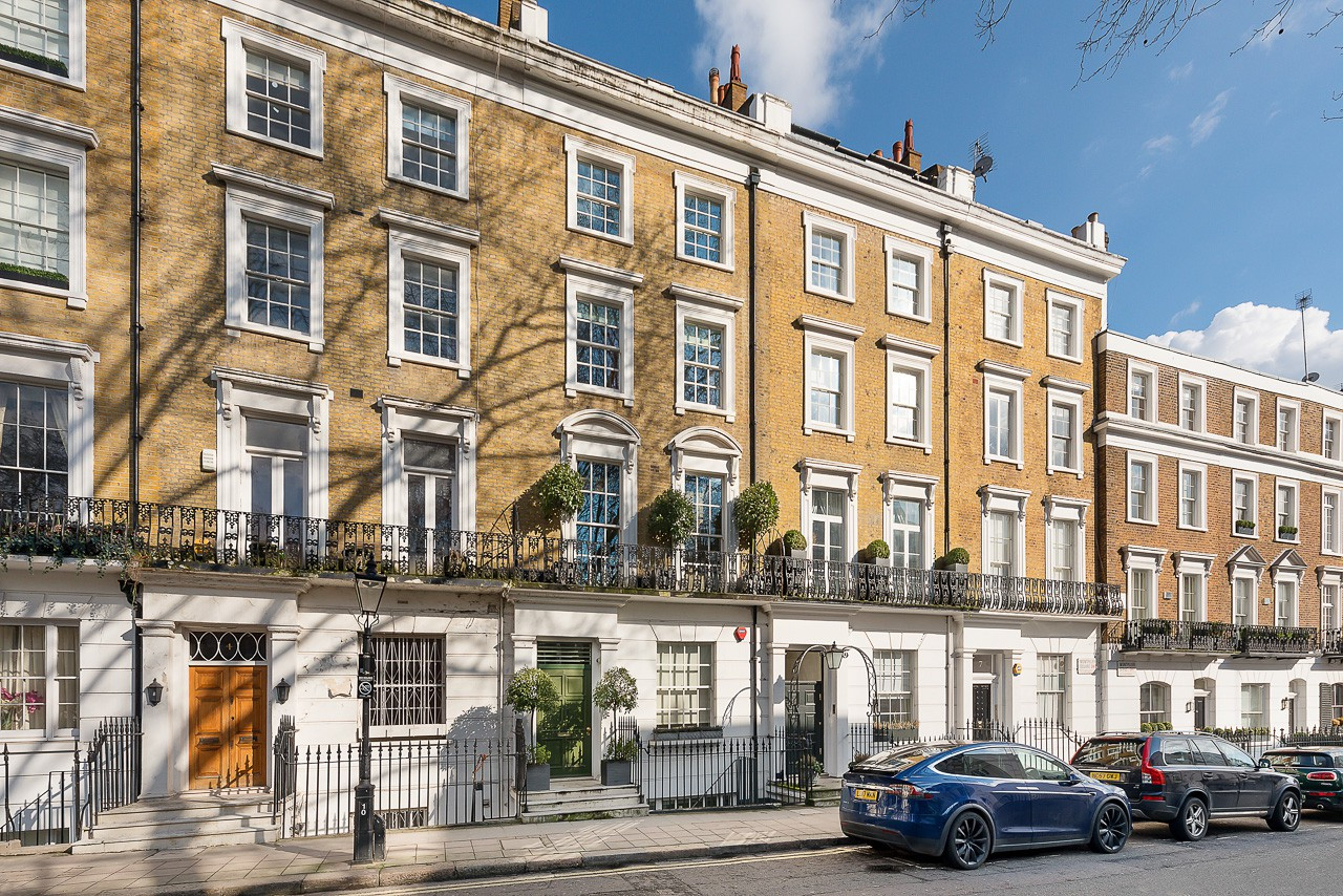 6 bed student house to rent on Montpelier Square, London, SW71JT | StuRents