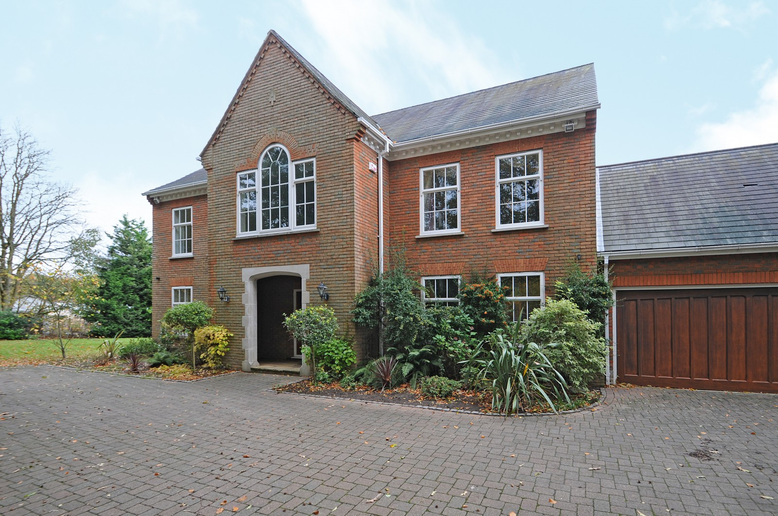 5 bed student house to rent on Cheapside Road, Ascot, SL57DU StuRents