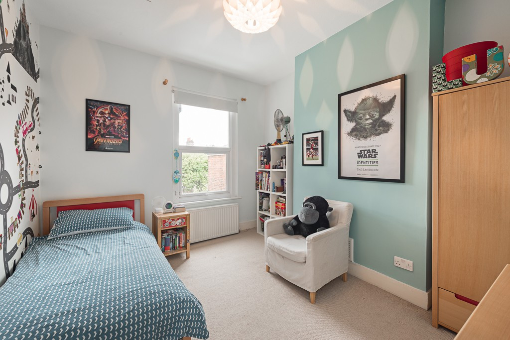 5 bed student house to rent on Glengall Road, London, NW67HG | StuRents