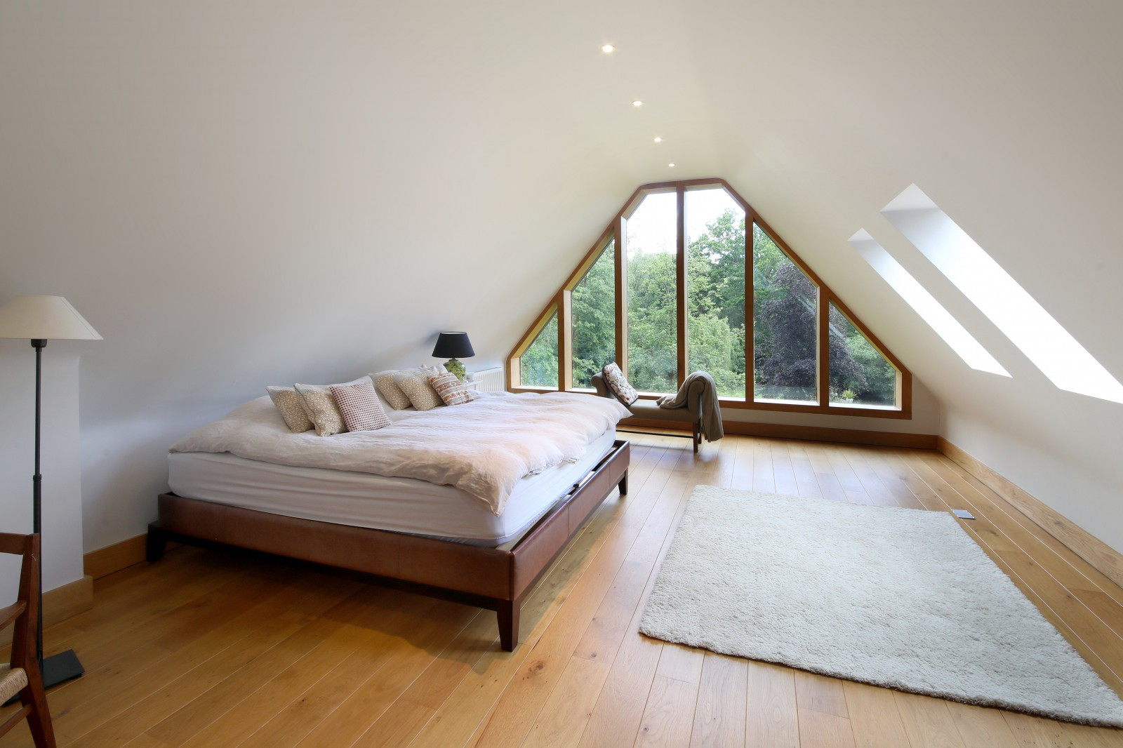 8 bed student house to rent on Fireball Hill, Sunningdale, SL59PJ