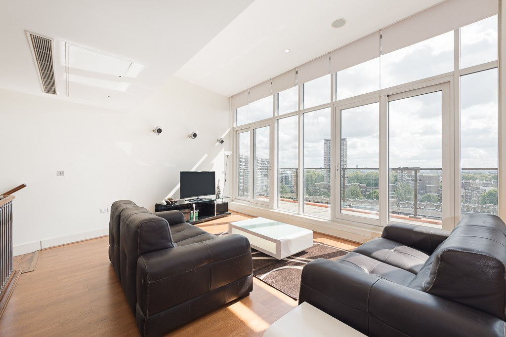 3 bed student house to rent on Peninsula Apartments, London, W21JJ StuRents