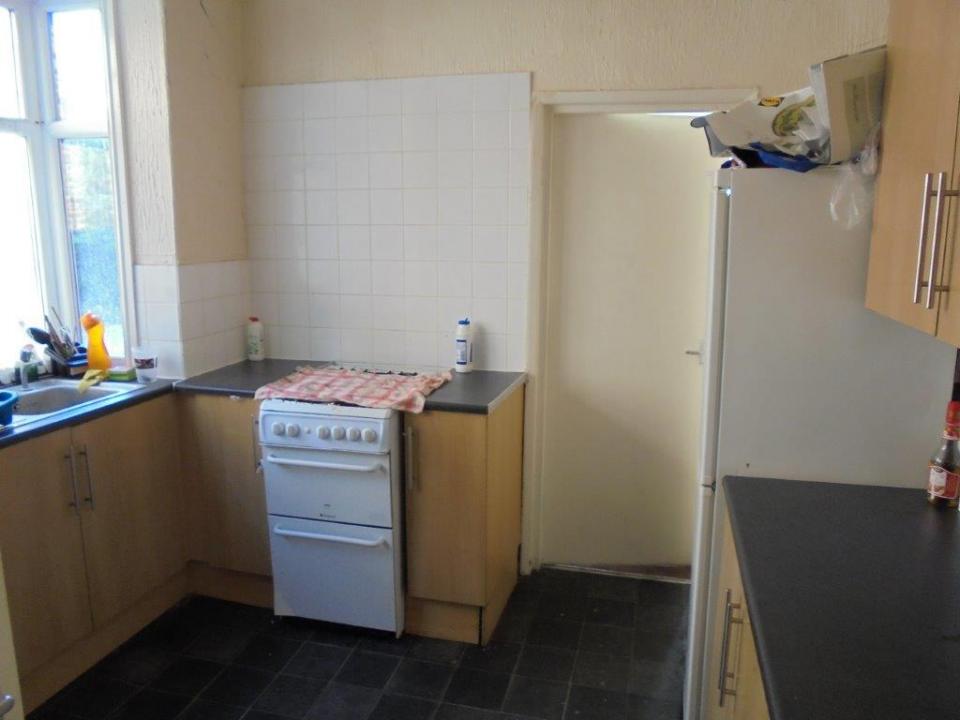 4 bed student house to rent on Salmon Grove, Hull, HU6 7SX StuRents