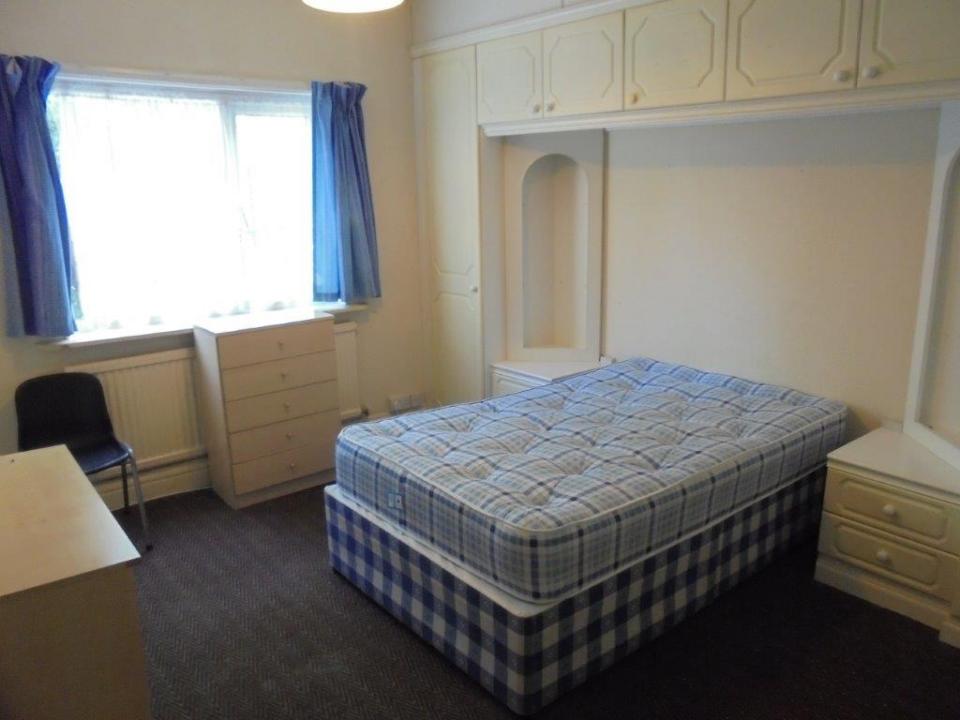 4 bed student house to rent on Salmon Grove, Hull, HU6 7SX StuRents