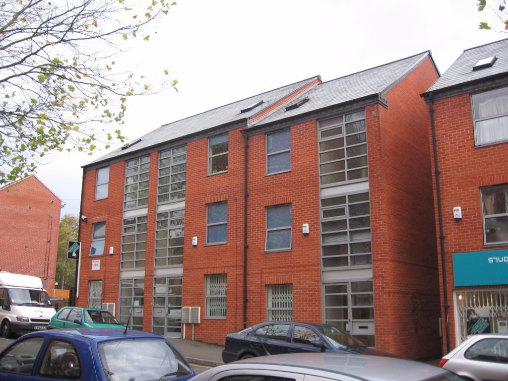8 bed student house to rent on North Sherwood Street, Nottingham, NG1 4EN StuRents