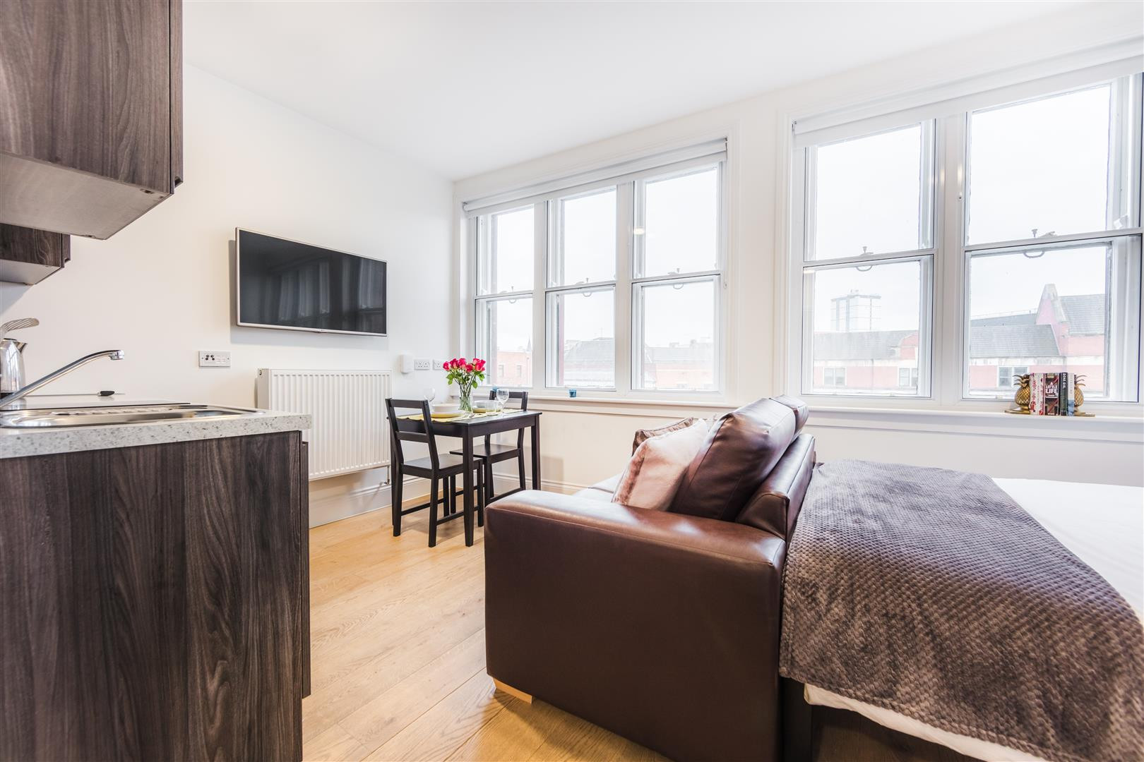 Student studio flat to rent on The Bruce Building, Newcastle, NE1 7RY StuRents
