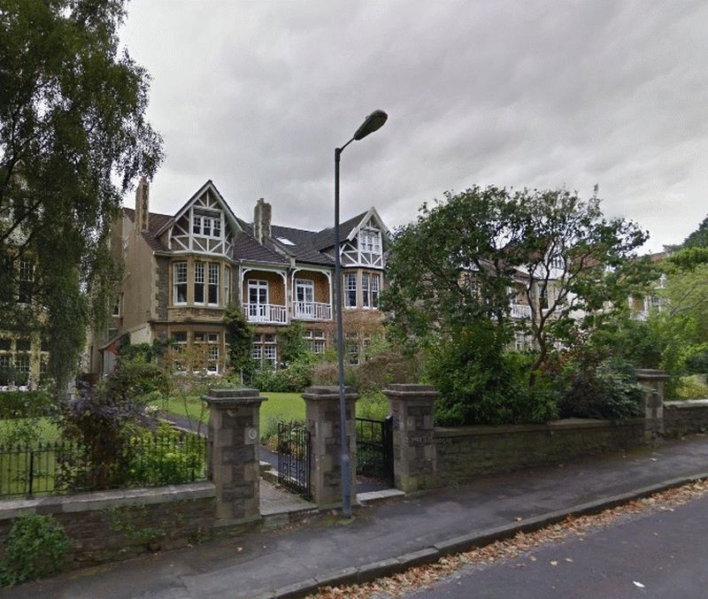 Student studio flat to rent on Redland Green Road, Bristol, BS6 7HE