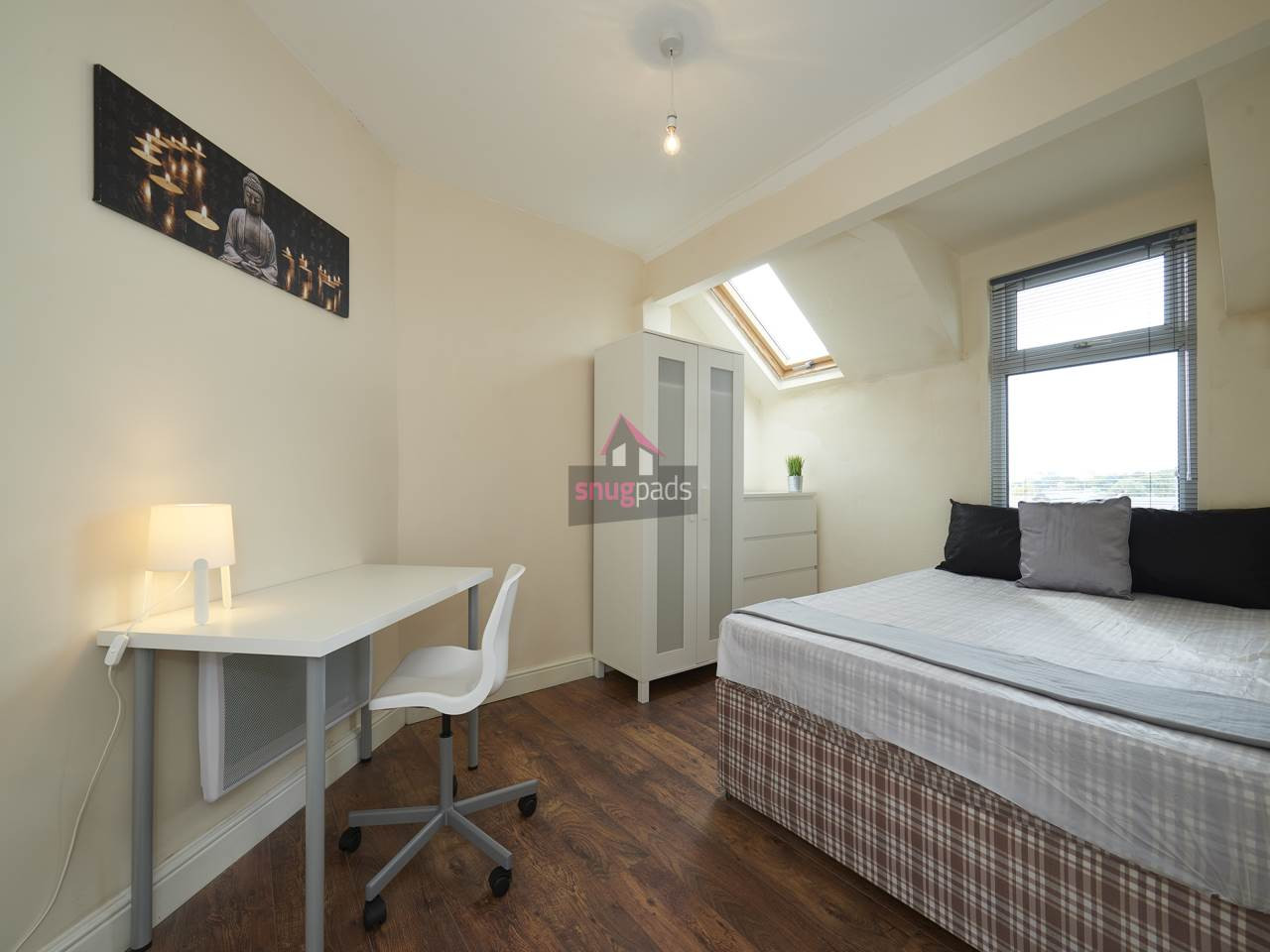 2 bed student house to rent on Weaste Lane, Salford, M5 5JJ StuRents