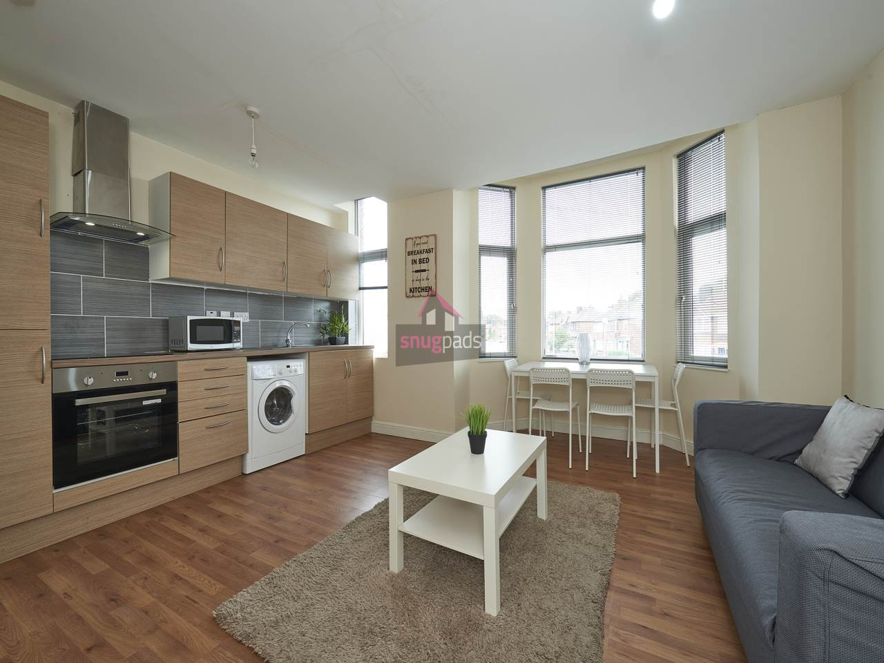 2 bed student house to rent on Weaste Lane, Salford, M5 5JJ StuRents