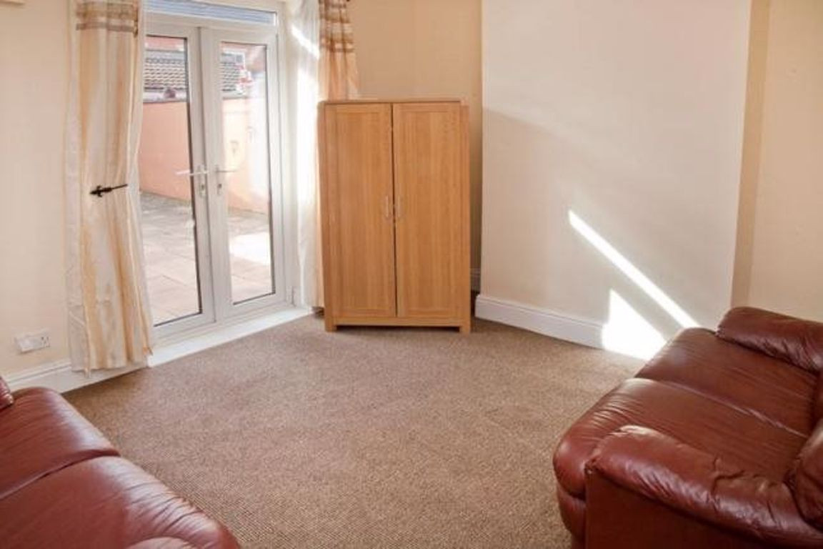 4 bed student house to rent on Cranwell Street, Lincoln, LN5 8BH StuRents