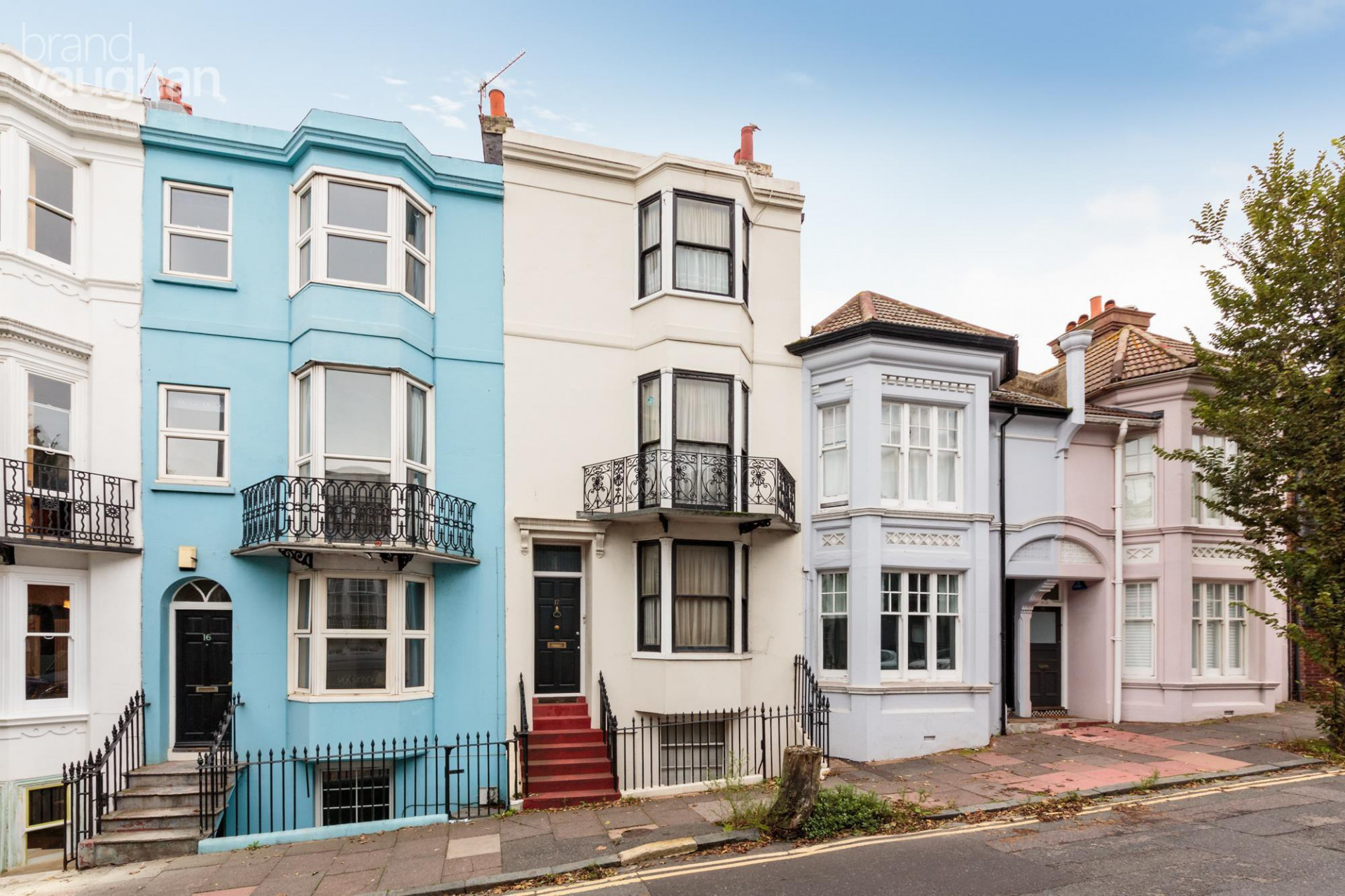 6 bed student house to rent on Egremont Place, Brighton, BN2 0GA StuRents