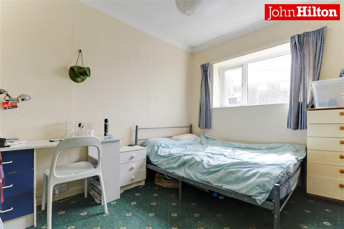 7 bed student house to rent on Albion Hill, Brighton, BN2 9NW StuRents