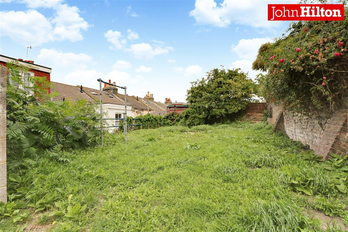 7 bed student house to rent on Albion Hill, Brighton, BN2 9NW StuRents