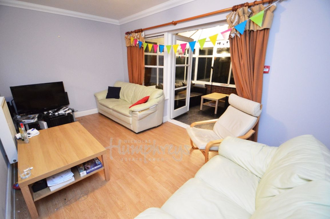 7 bed student house to rent on Crossgate Peth, Durham, DH1 4PZ StuRents