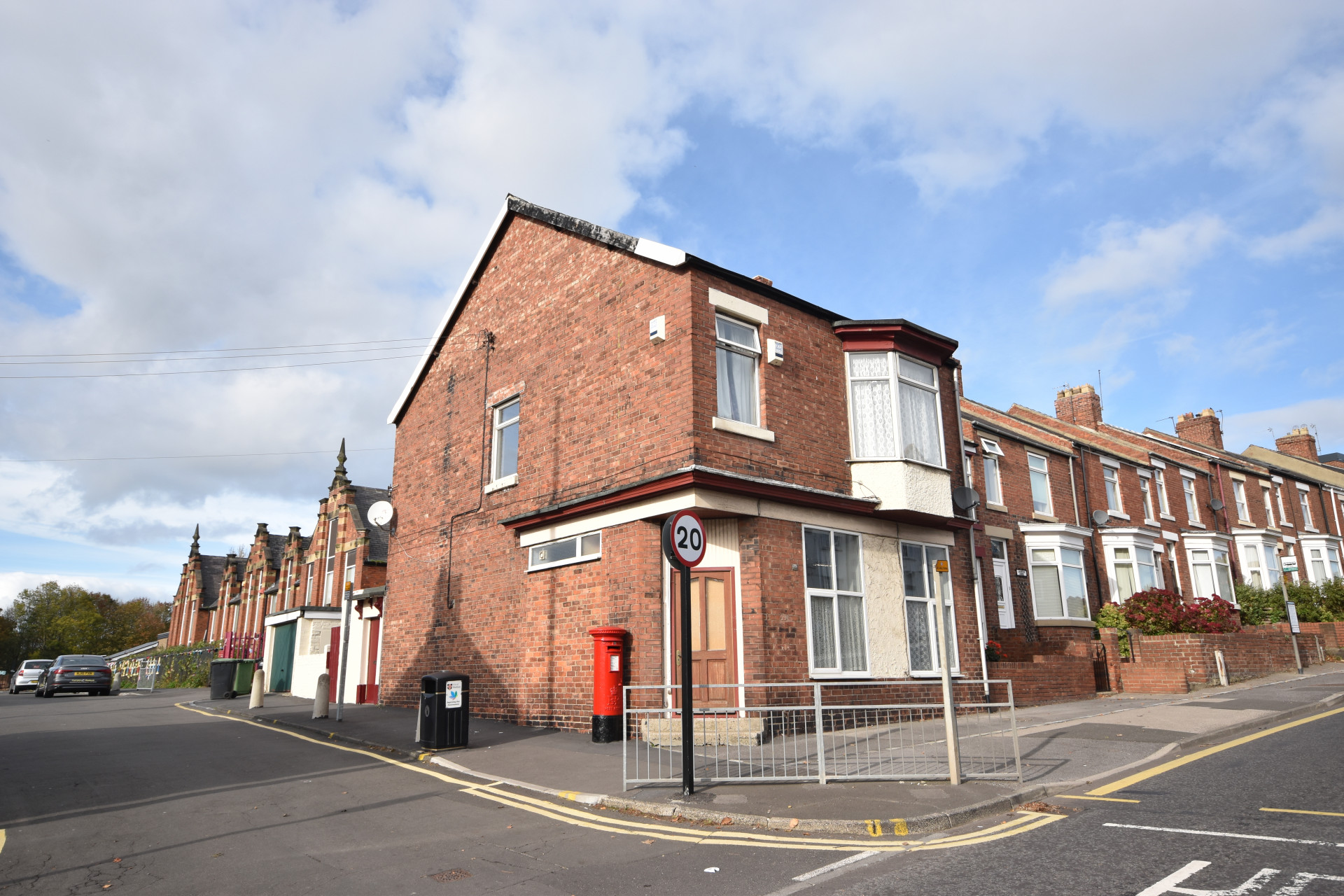 6 bed student house to rent on Nevilles Cross Bank, Durham, DH1 4JF