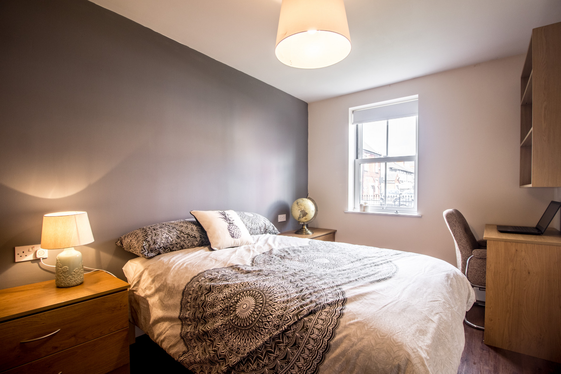 Apartment student 5 bed flat to rent on Beverley Road, Hull, HU5 1LA