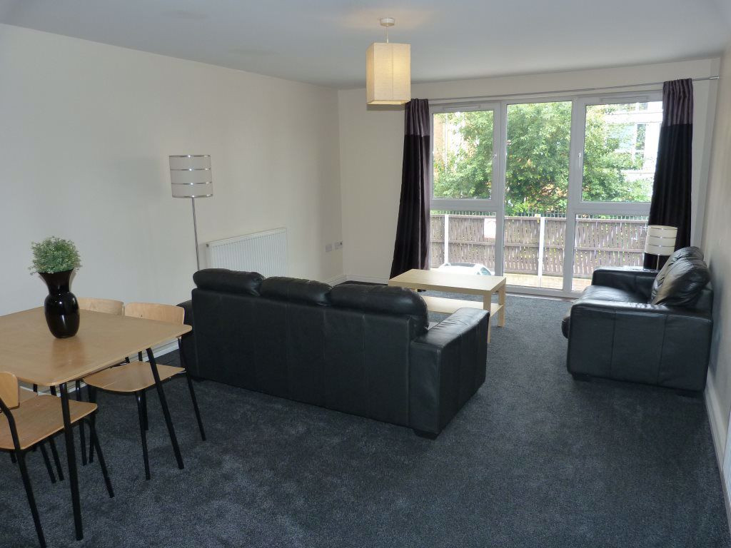 2-bed-student-house-to-rent-on-lock-keepers-court-cardiff-cf10-3ez