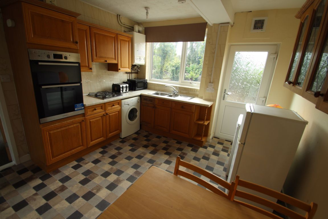 3 bed student house to rent on Queens Road, Leicester, LE2 3FP StuRents