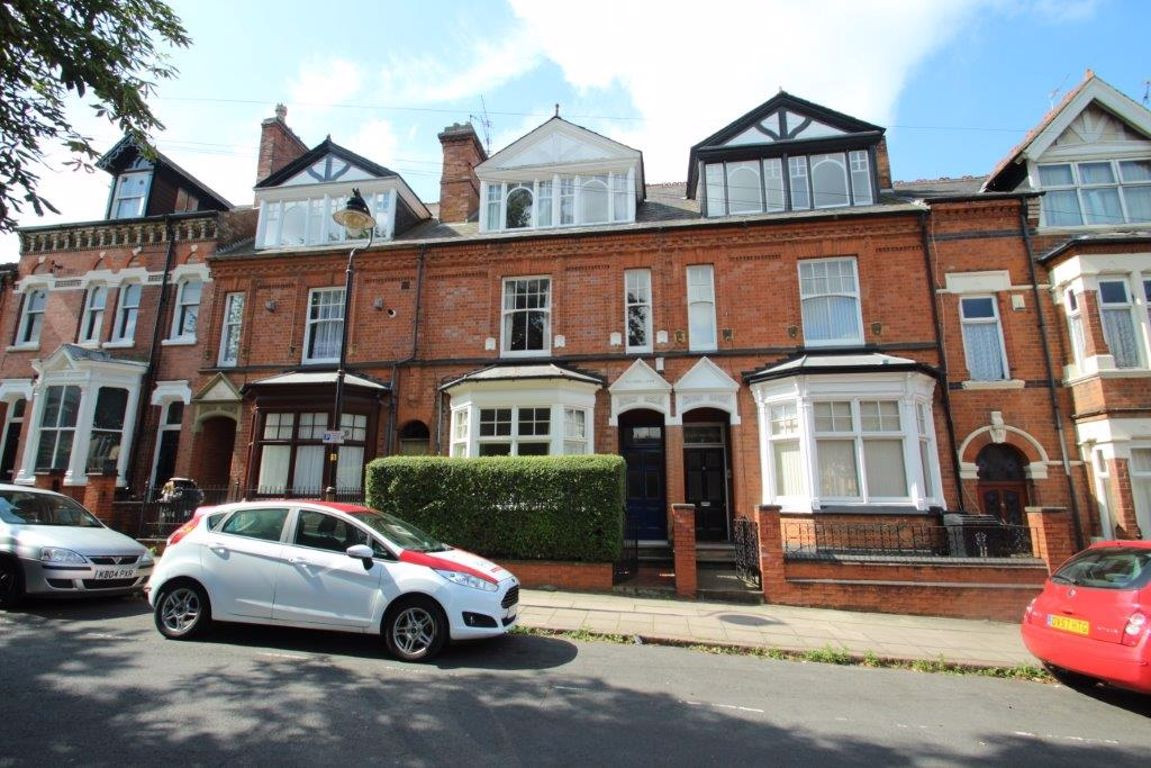 6 bed student house to rent on College Street, Leicester, LE2 0JH