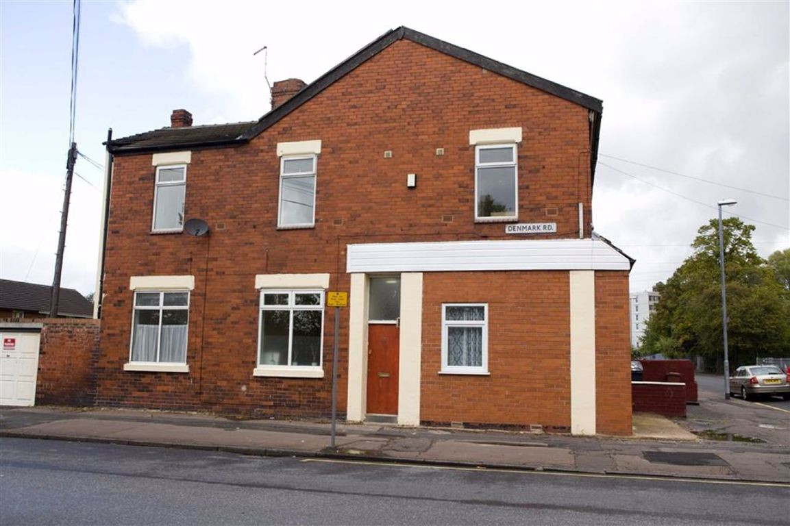 6 bed student house to rent on Denmark Road, Manchester, M15 6FG StuRents