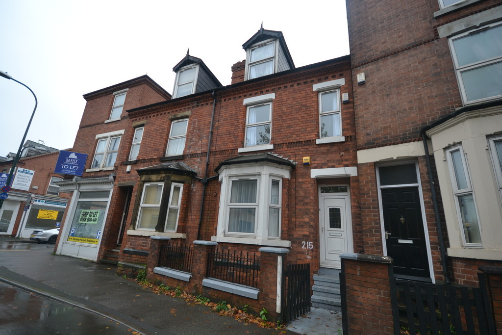 4 bed student house to rent on Castle Boulevard, Nottingham, NG7 1HA