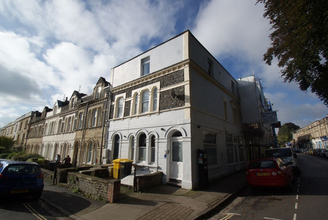 6 bed student house to rent on Chandos Road FF, Bristol, BS6 6PE StuRents
