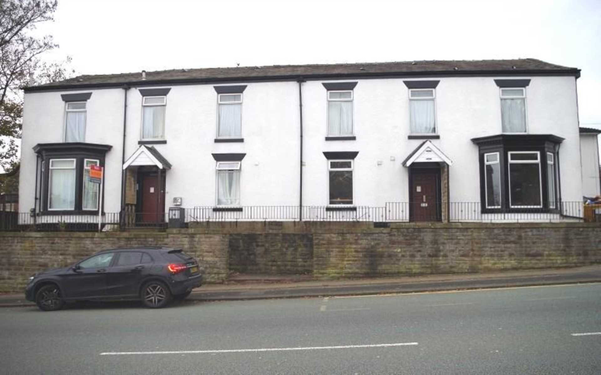 30 bed student house to rent on Wigan Road, Bolton, BL3 5PX StuRents