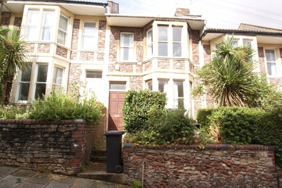 6 bed student house to rent on Alfred Hill, Bristol, BS2 8HN StuRents