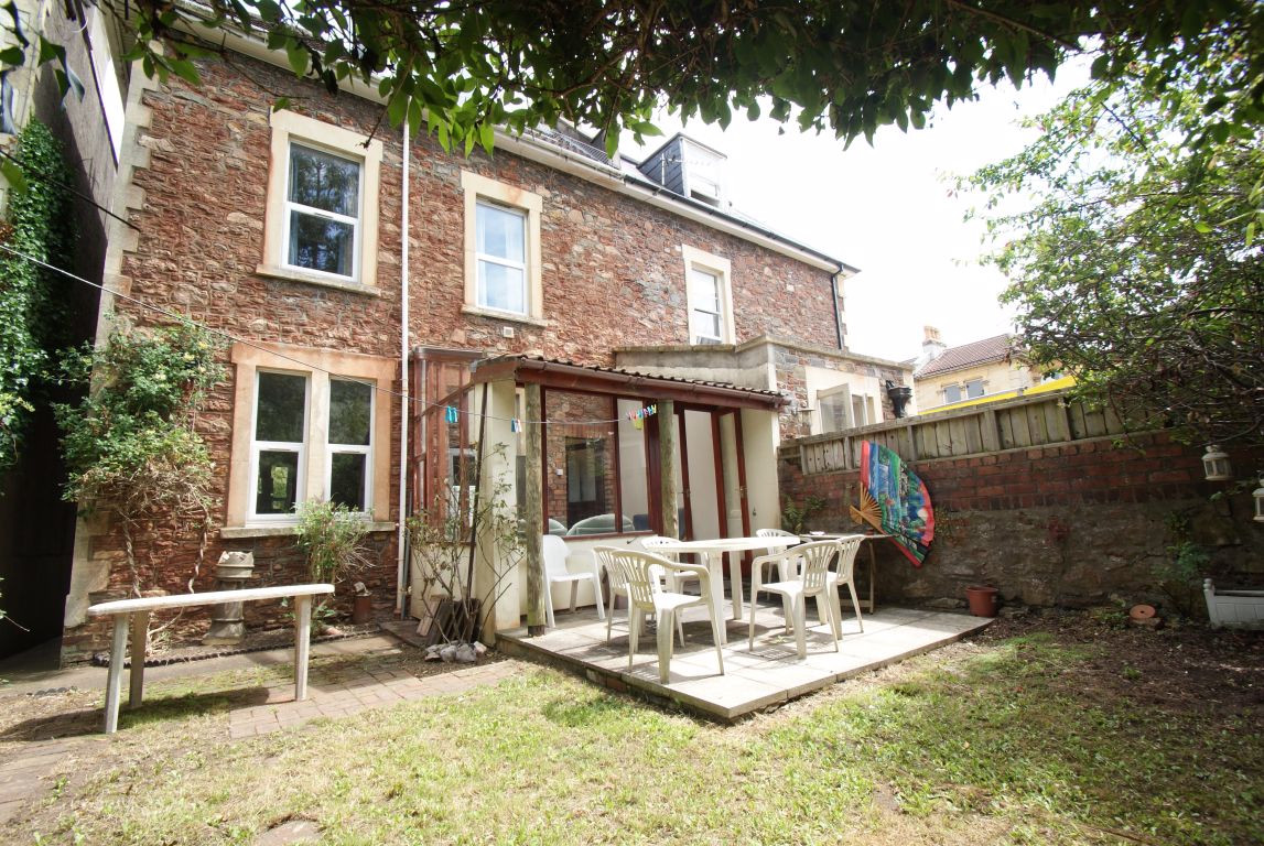 9 bed student house to rent on Collingwood Road, Bristol, BS6 6PB
