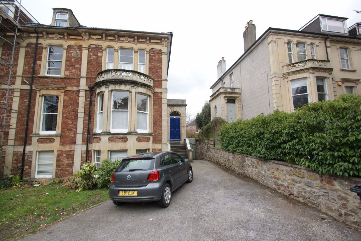 3 bed student house to rent on Hampton Road, Bristol, BS6 6JD StuRents