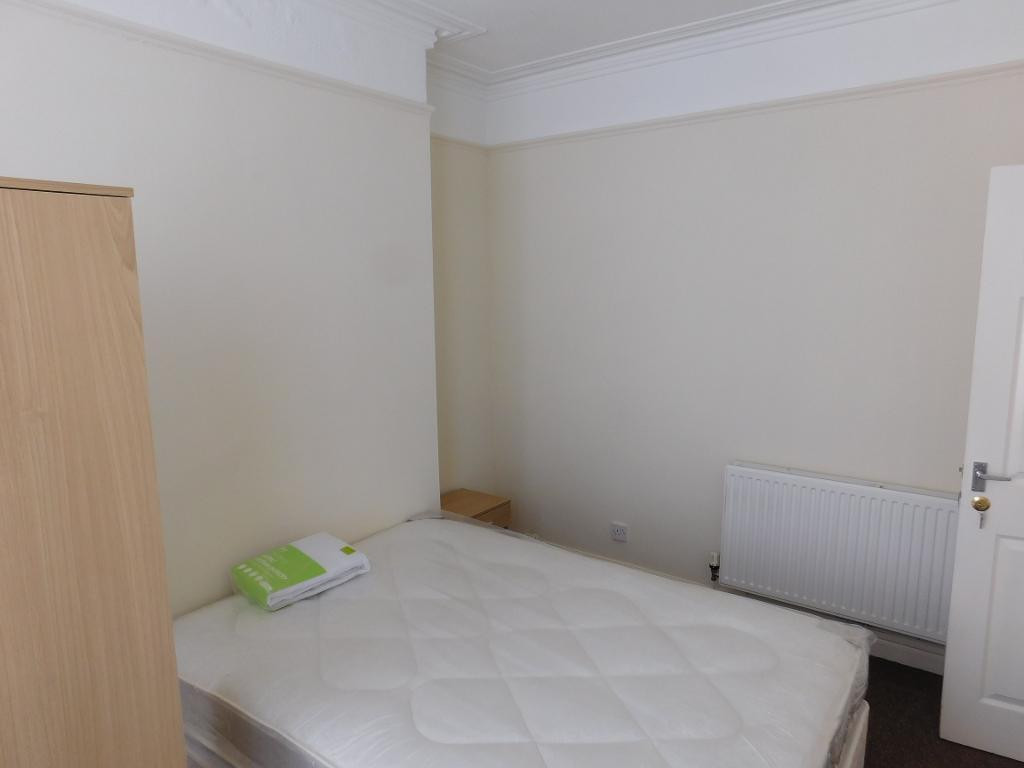 3 bed student house to rent on Langton Road, Liverpool, L15 2HT StuRents