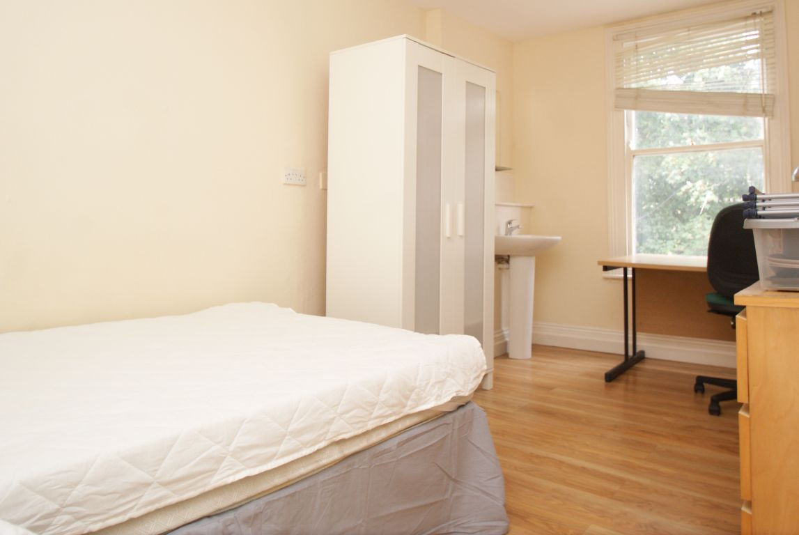 7 bed student house to rent on Cranbrook Road, Bristol, BS6 7BU StuRents