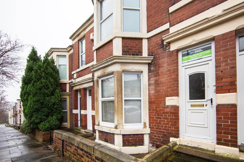 6 bed student house to rent on Amble Grove, Newcastle, NE2 1NY StuRents