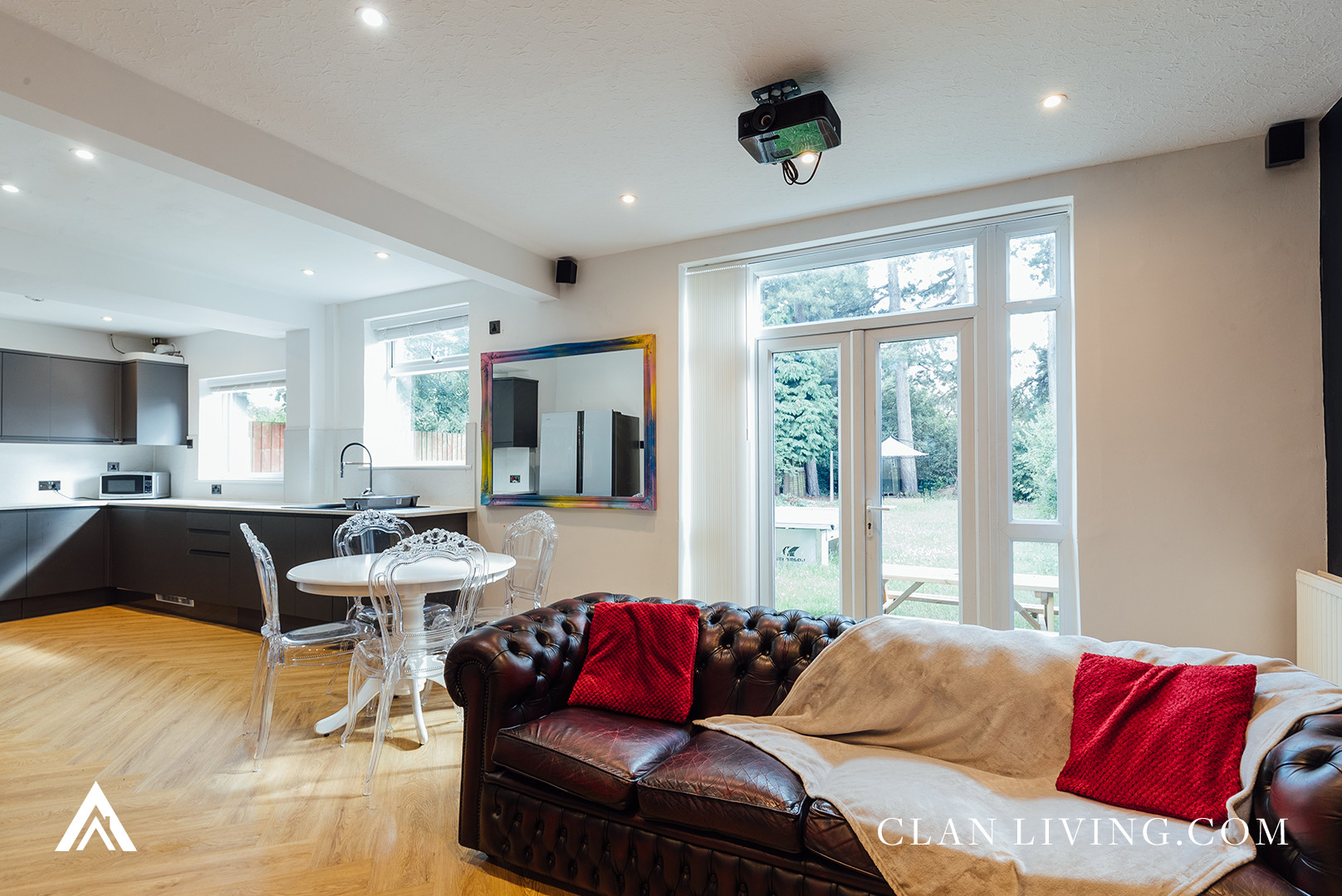 6 bed student house to rent on Holt Drive, Loughborough, LE11 3JA